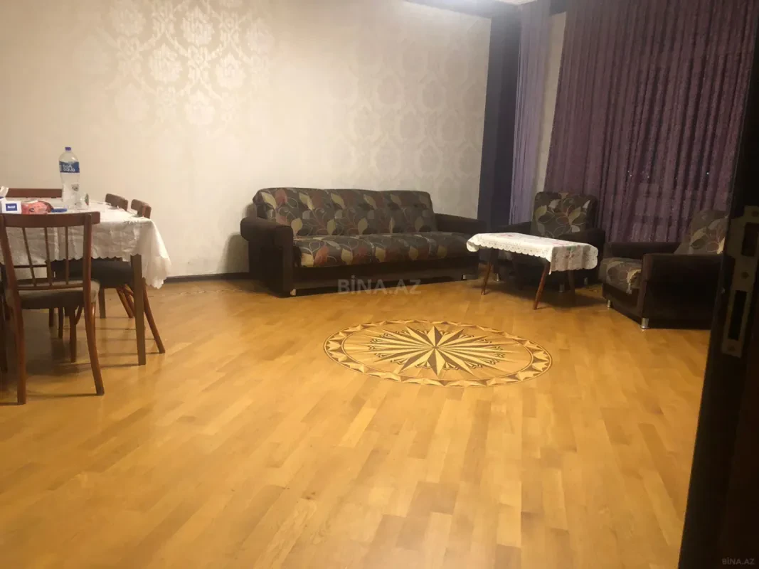 Kirayə verilir 2 otaqlı mənzil 76 m²
