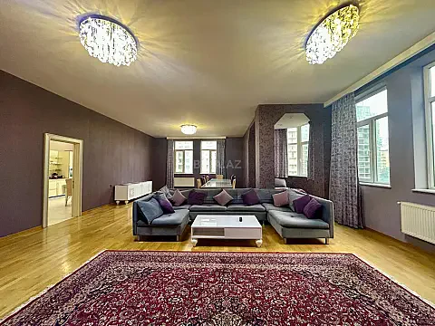 Satılır 3 otaqlı mənzil 225 m² — Bakı 3 otaq 225.00 m²