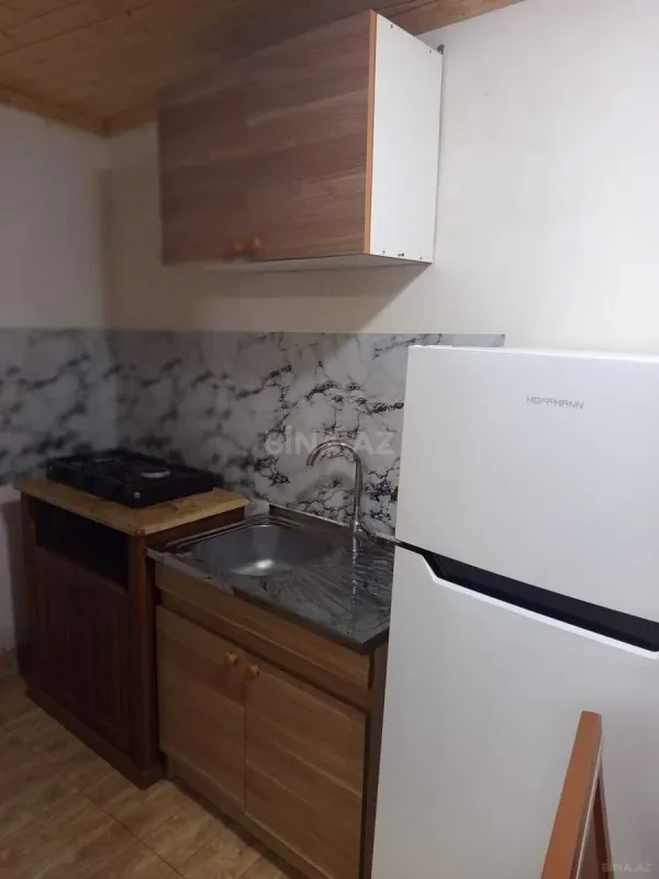 Kirayə verilir 2 otaqlı həyət evi 40 m²