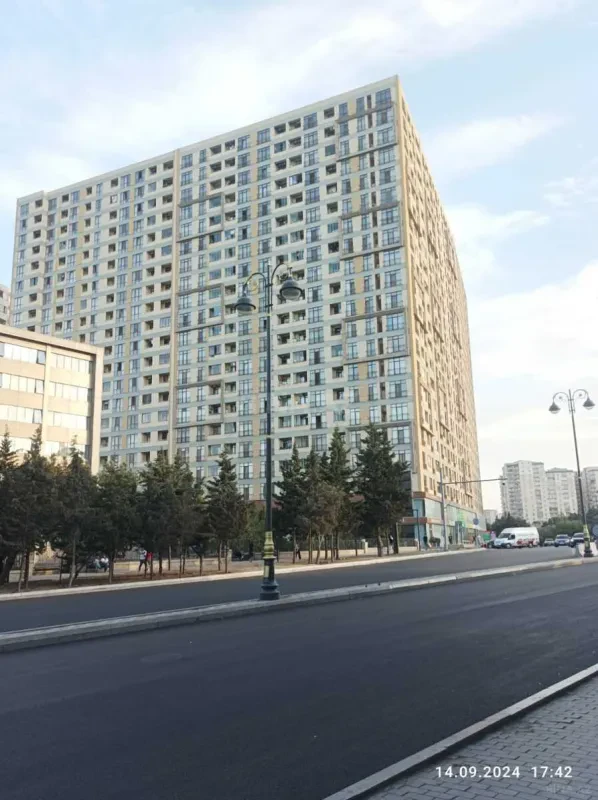 Satılır 2 otaqlı mənzil 75 m²