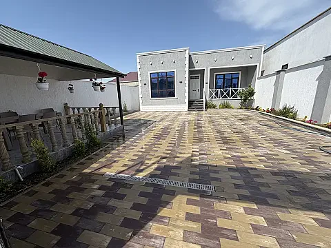 Satılır 4 otaqlı həyət evi 96 m² — Bakı 4 otaq 96.00 m²