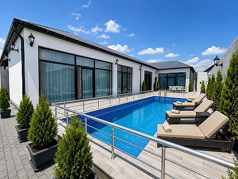 Kirayə verilir 4 otaqlı həyət evi 220 m² — Bakı, Şüvəlan 4 otaq 220.00 m²