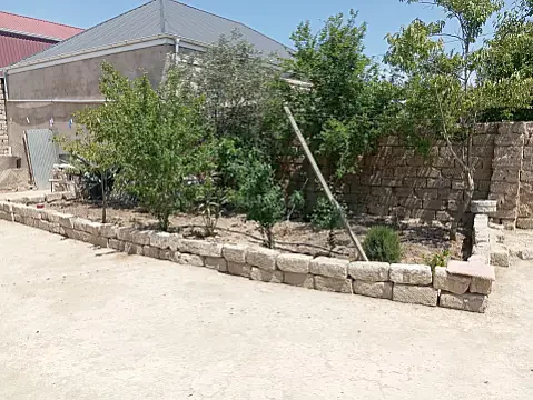 Satılır 5 otaqlı həyət evi 104 m² — Bakı 5 otaq 104.00 m²