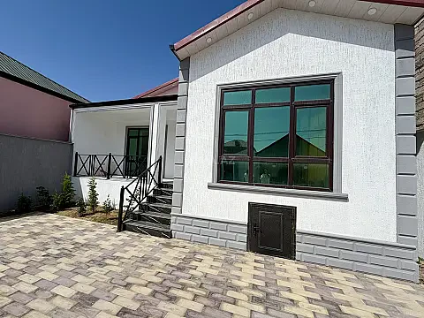 Satılır 4 otaqlı həyət evi 96 m² — Bakı 4 otaq 96.00 m²