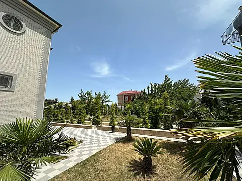 Satılır 9 otaqlı həyət evi 500 m² — Bakı, Mərdəkan 9 otaq 500.00 m²