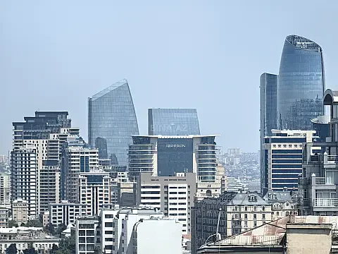 Satılır 3 otaqlı mənzil 128 m² — Bakı 3 otaq 128.00 m²