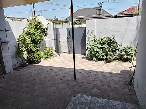Satılır 3 otaqlı həyət evi 80 m² — Bakı 3 otaq 80.00 m²