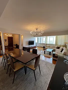 Kirayə verilir 4 otaqlı mənzil 190 m² — Bakı, Nizami 4 otaq 190.00 m²