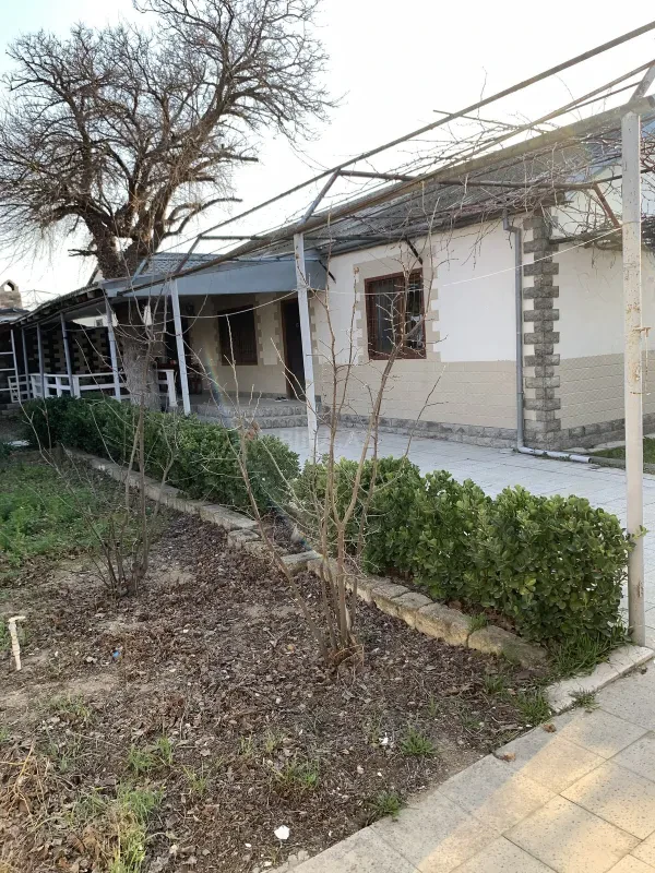Satılır 4 otaqlı həyət evi 120 m²