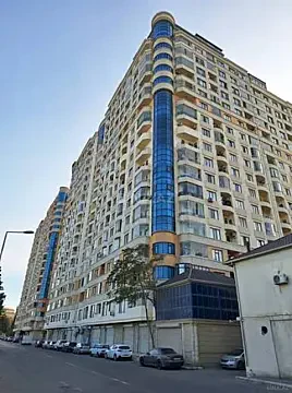 Kirayə verilir 3 otaqlı mənzil 135 m² — Bakı 3 otaq 135.00 m²