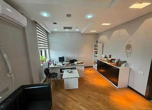 Kirayə verilir 7 otaqlı ofis 250 m² — Bakı 7 otaq 250.00 m²