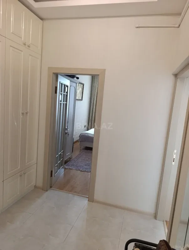 Satılır 2 otaqlı mənzil 57 m²