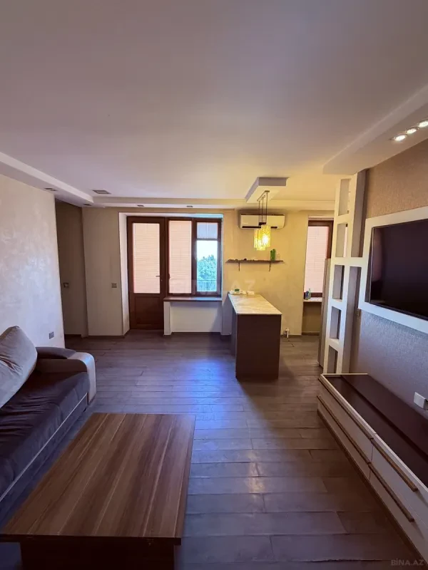 Satılır 2 otaqlı mənzil 43 m²