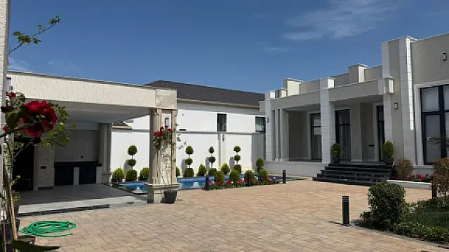 Satılır 5 otaqlı həyət evi 200 m² — Bakı, Mərdəkan 5 otaq 200.00 m²
