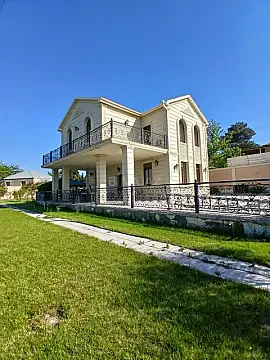 Kirayə verilir 4 otaqlı həyət evi 250 m² — Bakı, Novxanı 4 otaq 250.00 m²