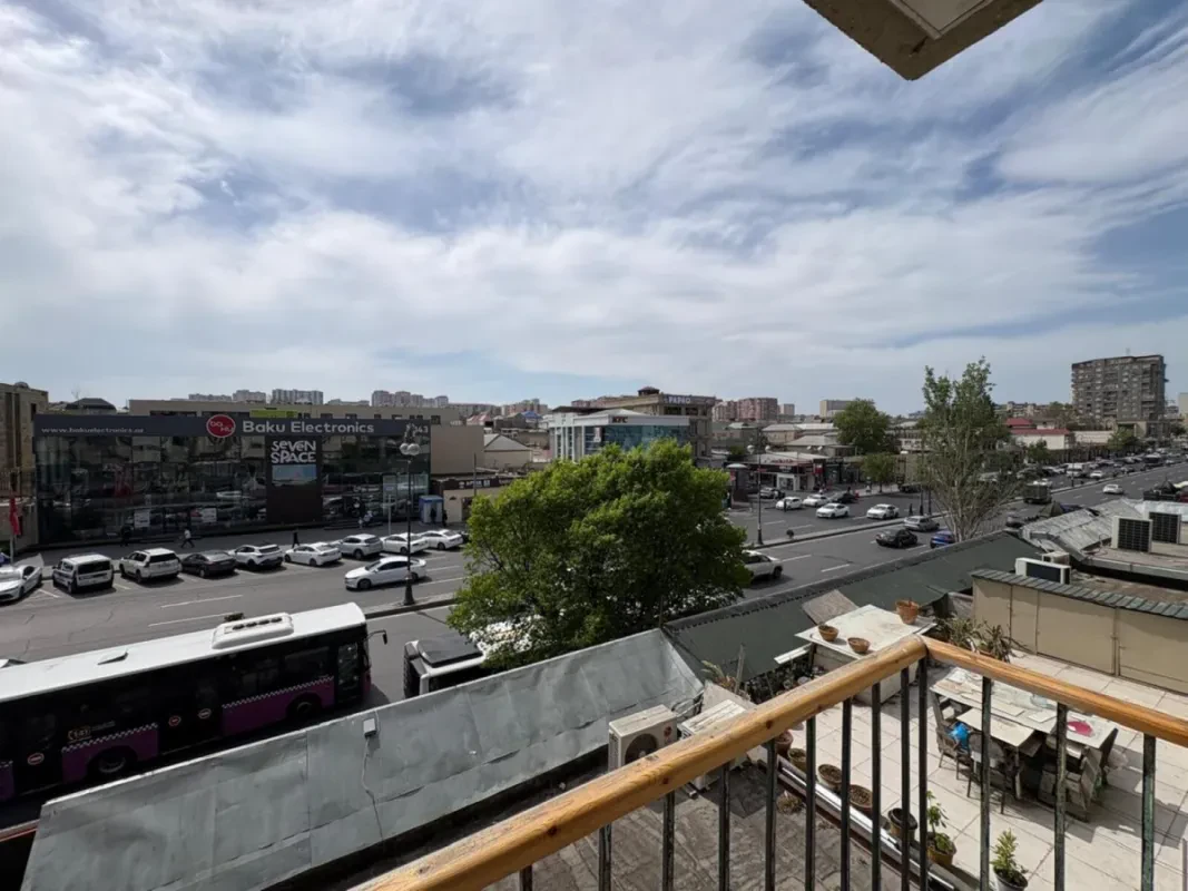 Kirayə verilir 2 otaqlı mənzil 60 m²