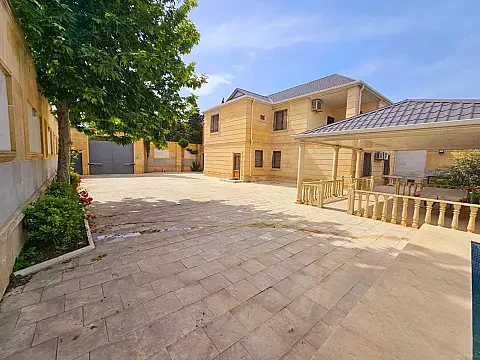 Satılır 6 otaqlı həyət evi 300 m² — Bakı, Novxanı 6 otaq 300.00 m²