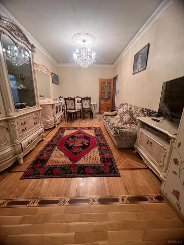 Satılır 2 otaqlı mənzil 65 m²