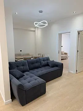 Kirayə verilir 4 otaqlı mənzil 130 m² — Bakı 4 otaq 130.00 m²