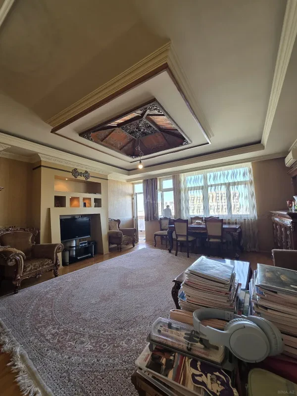 Satılır 2 otaqlı mənzil 95 m²