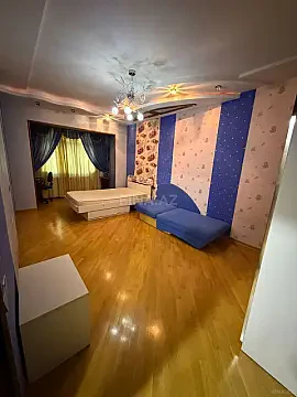 Kirayə verilir 4 otaqlı mənzil 100 m² — Bakı, Nəsimi 4 otaq 100.00 m²