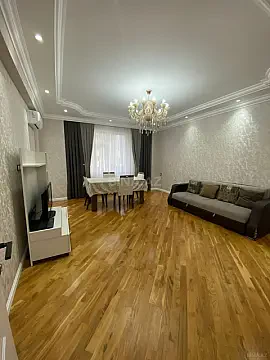 Satılır 3 otaqlı mənzil 128 m² — Bakı, Həzi Aslanov qəs. 3 otaq 128.00 m²