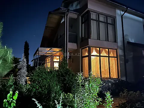 Satılır 7 otaqlı həyət evi 250 m² — Bakı, Mərdəkan 7 otaq 250.00 m²