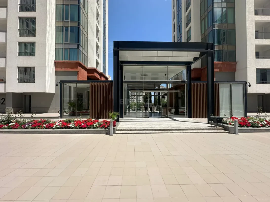Satılır 3 otaqlı mənzil 100 m²