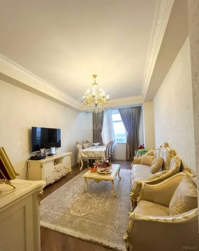 Satılır 2 otaqlı mənzil 100 m²