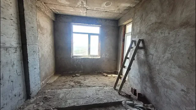 Satılır 3 otaqlı mənzil 126 m² — Bakı 3 otaq 126.00 m²