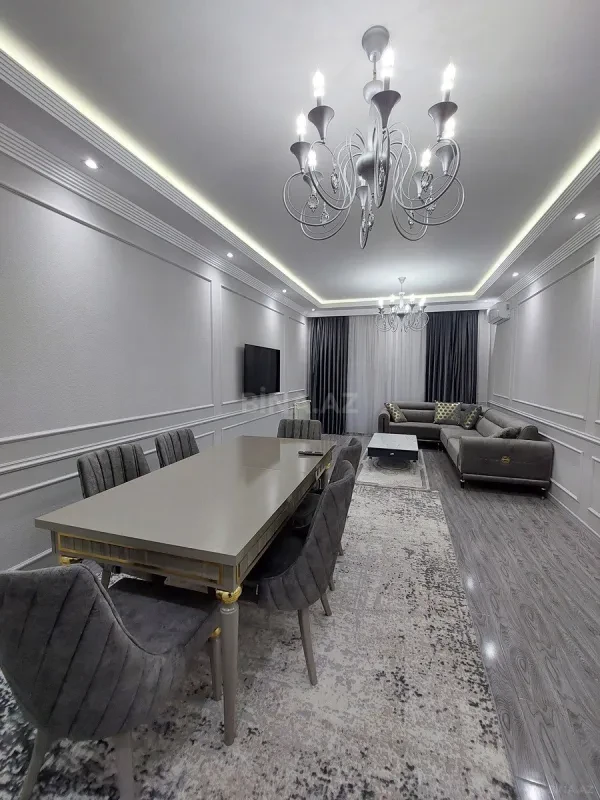 Satılır 2 otaqlı mənzil 110 m²