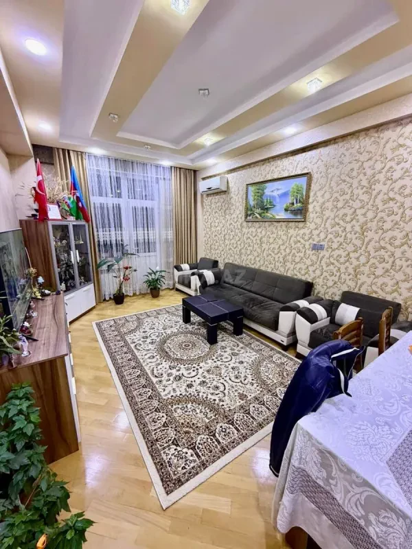 Satılır 3 otaqlı mənzil 111 m²