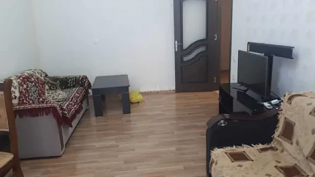 Kirayə verilir 2 otaqlı mənzil 75 m² — Bakı 2 otaq 75.00 m²