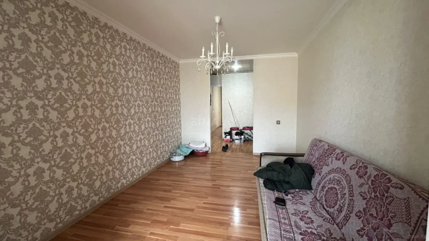 Satılır 2 otaqlı mənzil 60 m²