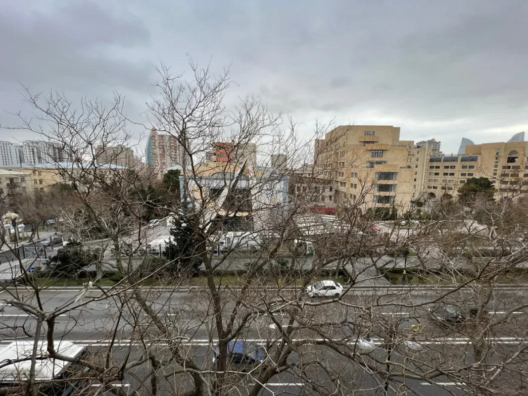 Kirayə verilir 2 otaqlı mənzil 50 m²
