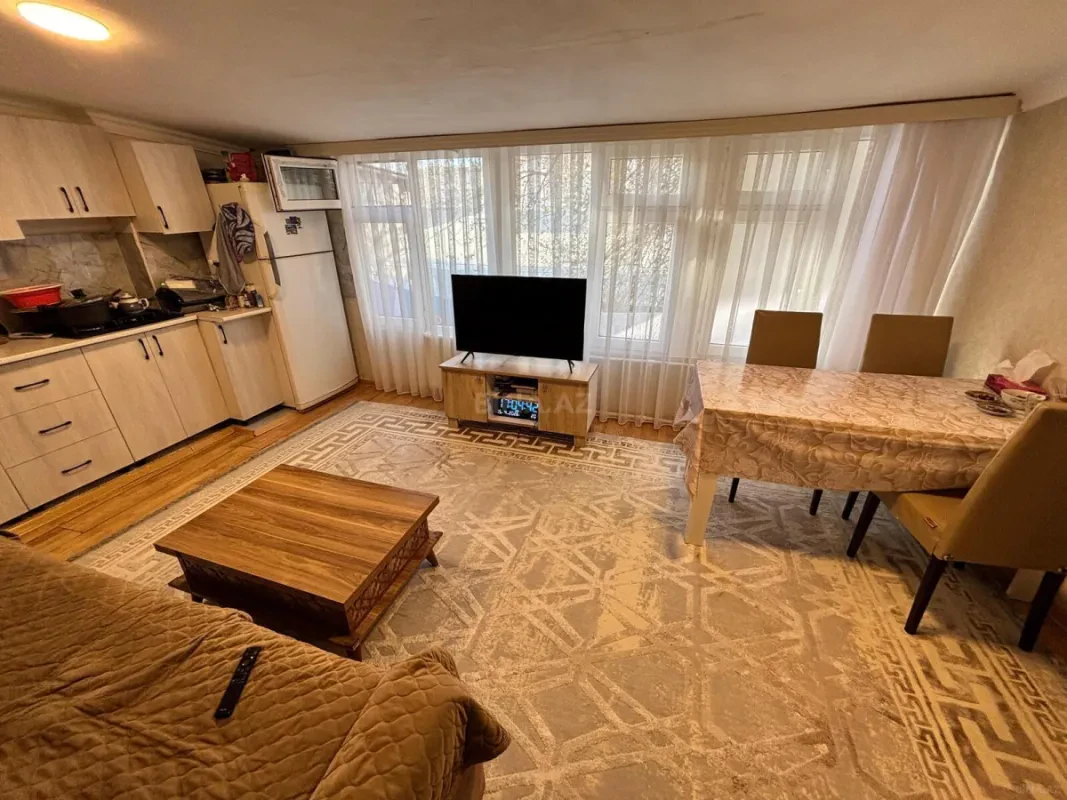 Kirayə verilir 5 otaqlı həyət evi 65 m²