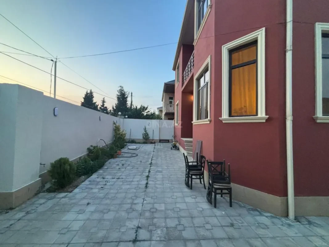 Satılır 4 otaqlı həyət evi 170 m²