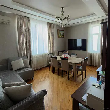 Satılır 4 otaqlı mənzil 103 m² — Bakı, Həzi Aslanov qəs. 4 otaq 103.00 m²