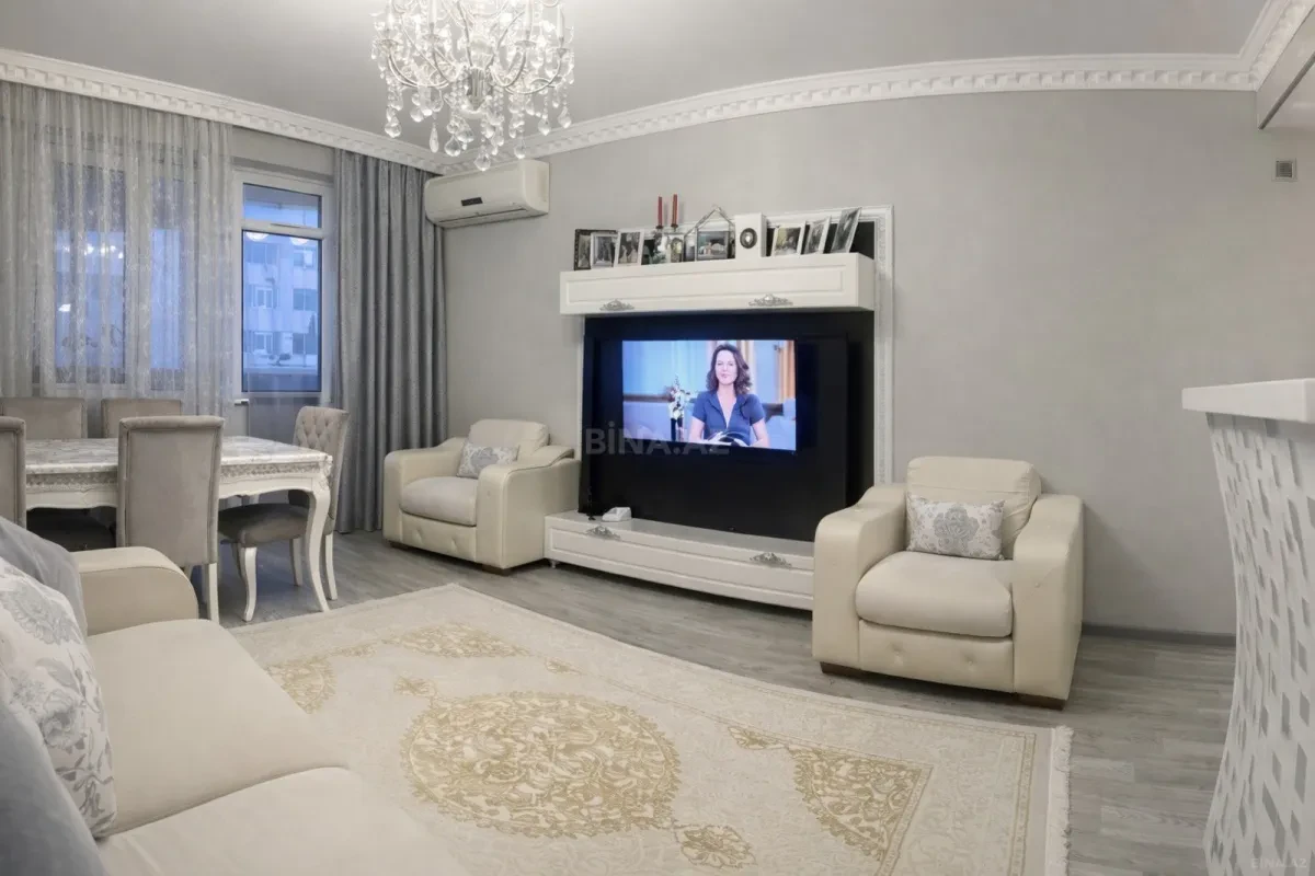 Satılır 3 otaqlı mənzil 82 m²