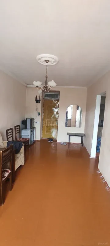 Kirayə verilir 2 otaqlı mənzil 50 m²