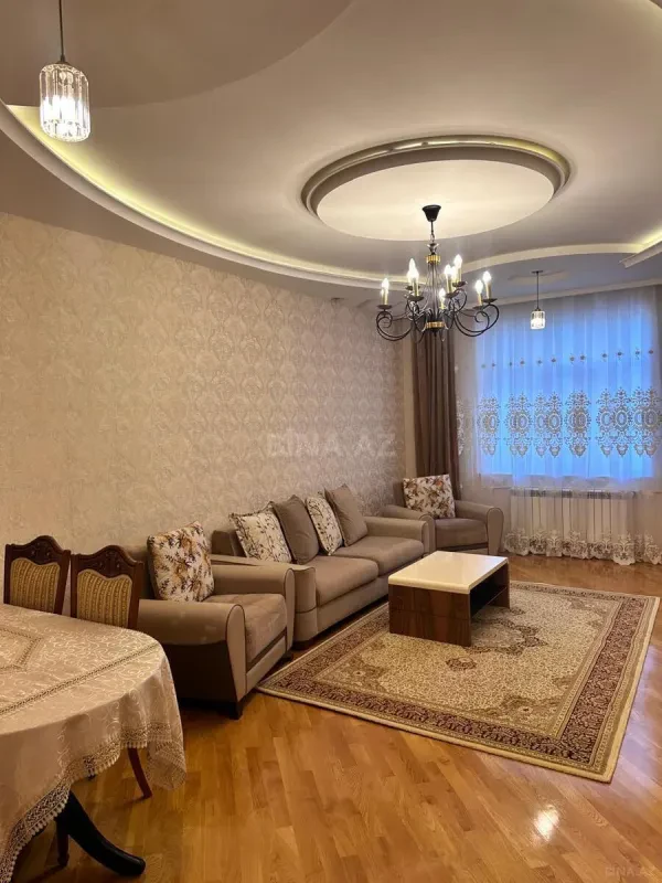 Kirayə verilir 3 otaqlı mənzil 110 m²