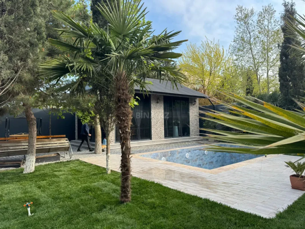 Kirayə verilir 5 otaqlı həyət evi 220 m²