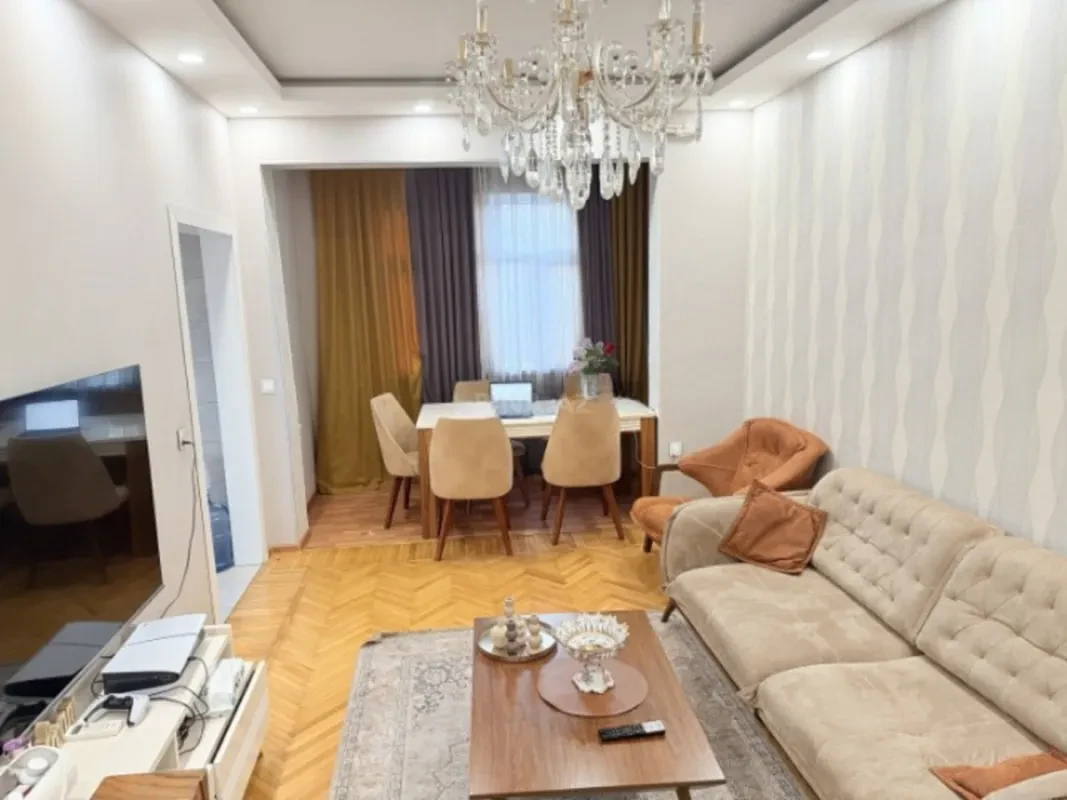 Satılır 3 otaqlı mənzil 90 m²