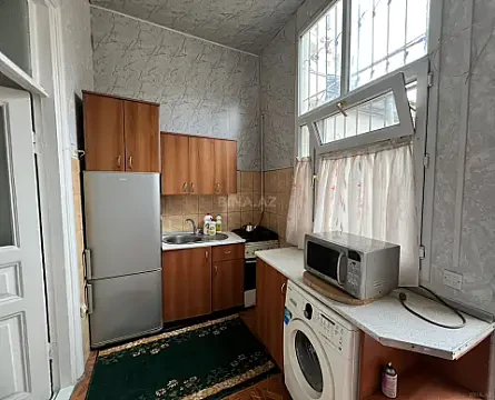 Kirayə verilir 2 otaqlı mənzil 50 m² — Bakı, Sahil qəs. 2 otaq 50.00 m²