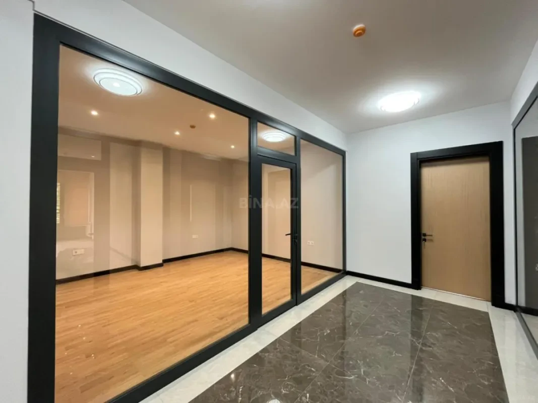Kirayə verilir 4 otaqlı ofis 110 m²