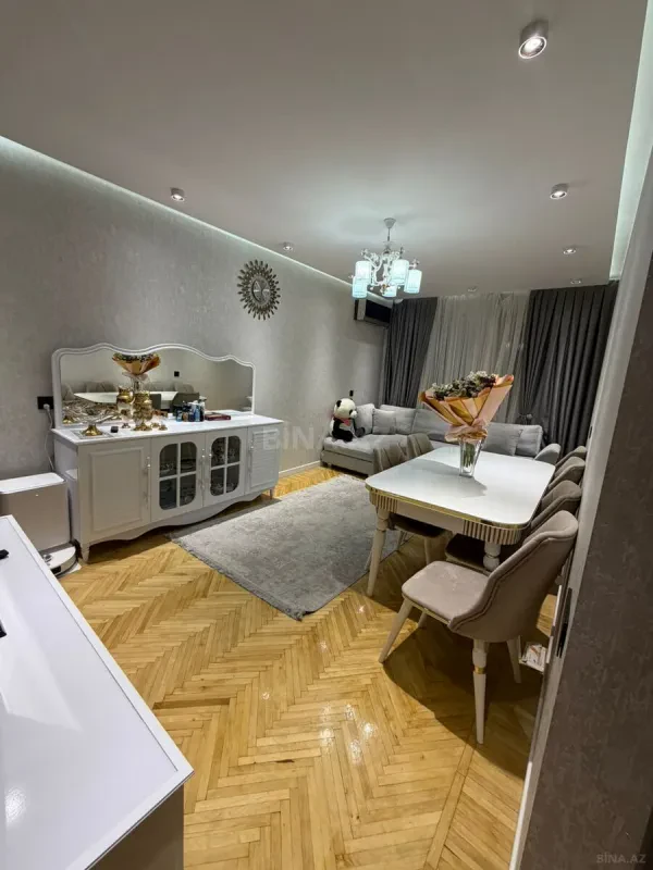 Satılır 3 otaqlı mənzil 90 m²