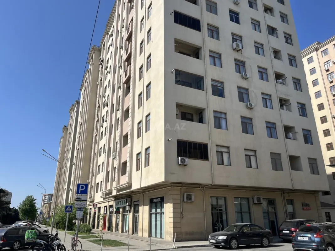 Satılır 1 otaqlı mənzil 44 m²