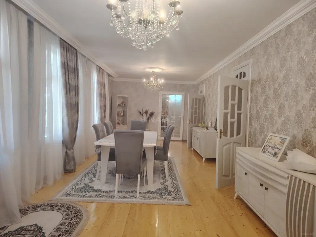 Satılır 4 otaqlı həyət evi 126 m²