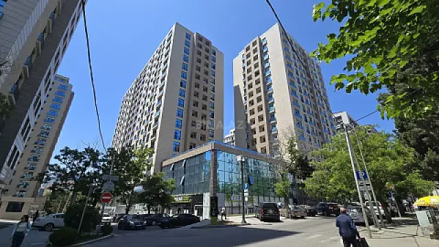 Satılır 3 otaqlı mənzil 122 m² — Bakı 3 otaq 122.00 m²