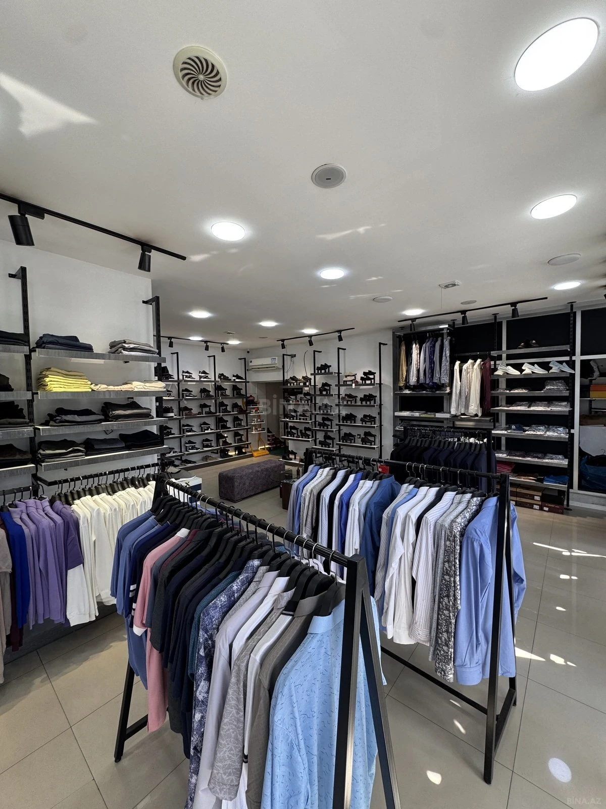 Kirayə verilir obyekt 140 m²